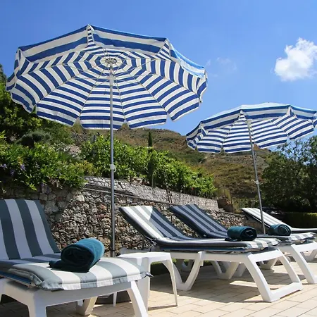 Hébergement de vacances Etna Mare - Pool In Peaceful Location With Breathtaking Views Of The Sea, Mt Etna & -